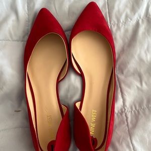 Nine West red suede flat shoes